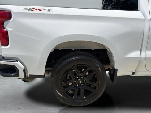 Used 2025 Chevrolet Silverado 1500 Custom AWD/4WD image 30