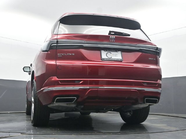 Used 2026 Buick Enclave Avenir w/ Super Cruise Package AWD/4WD image 50
