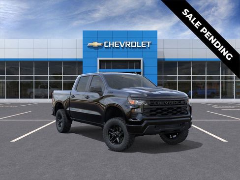 New 2026 Chevrolet Silverado 1500 Custom Trail Boss w/ Midnight Edition image 1