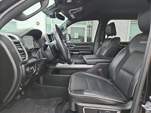 Used 2021 RAM 1500 Laramie AWD/4WD image 13