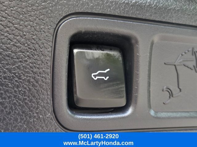 Used 2024 Ford Expedition XLT RWD image 18