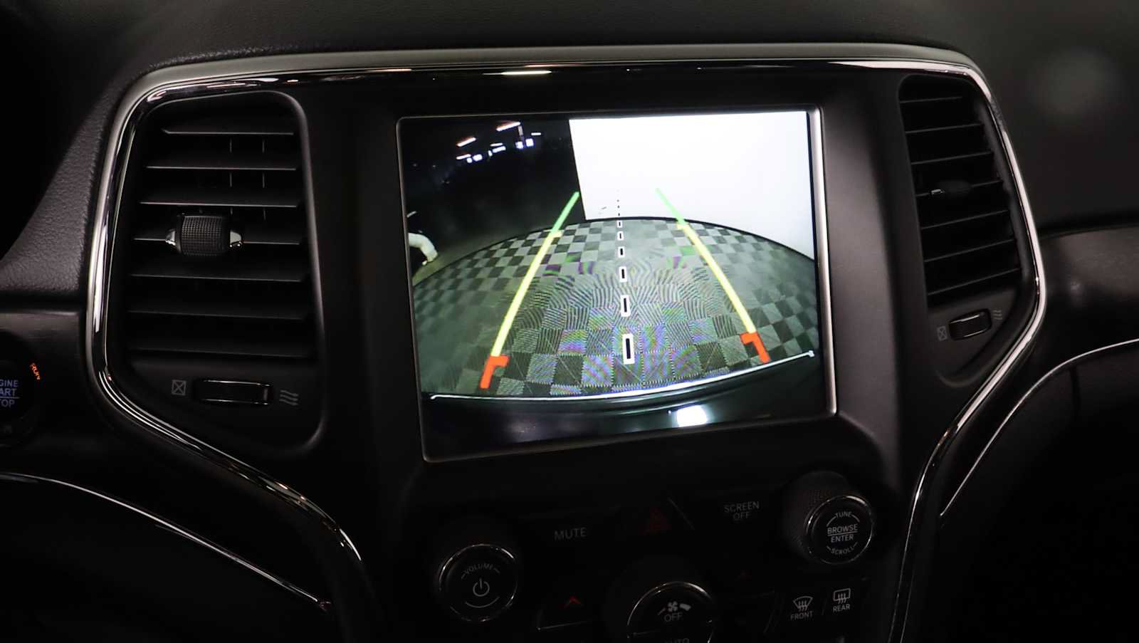 Used 2018 Jeep Grand Cherokee Limited AWD/4WD image 24