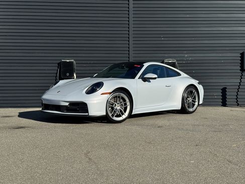 New 2026 Porsche 911 Carrera image 1