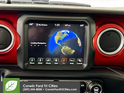 Used 2018 Jeep Wrangler Unlimited Rubicon AWD/4WD image 18
