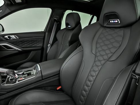 Used 2022 BMW X6 M w/ Competition Package image 22