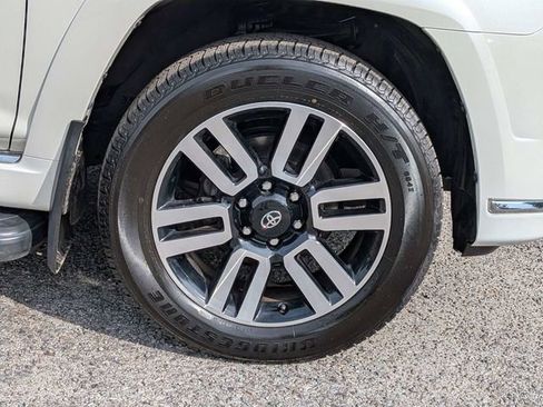 Used 2022 Toyota 4Runner Limited AWD/4WD image 11