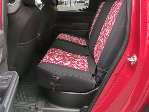 Used 2024 Toyota Tacoma SR5 image 14