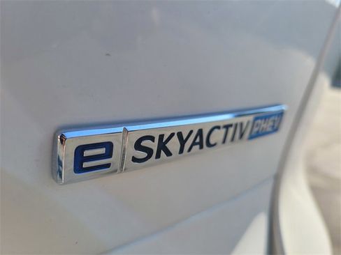 Used 2025 MAZDA CX-70 Plug-In Hybrid w/ Premium Plus image 30