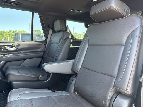 Used 2022 Chevrolet Tahoe High Country w/ Premium Package AWD/4WD image 30