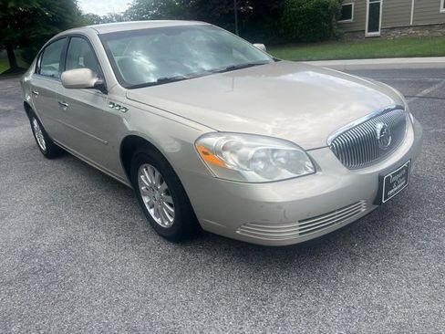 Used 2008 Buick Lucerne CX w/ Driver Confidence Package FWD image 4