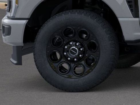 New 2026 Ford F250 Lariat w/ Black Appearance Package image 19