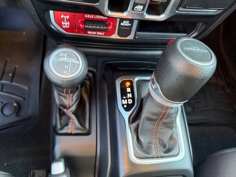 Used 2021 Jeep Gladiator Mojave w/ Trailer Tow Package image 23