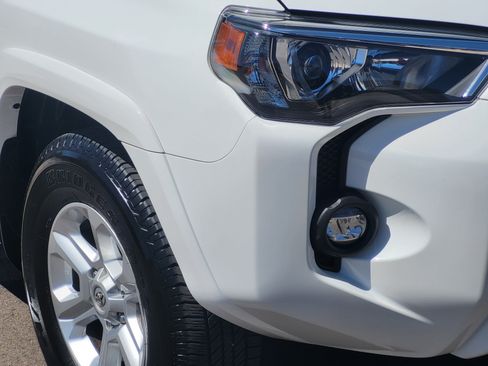 Certified 2024 Toyota 4Runner SR5 Premium AWD/4WD image 5