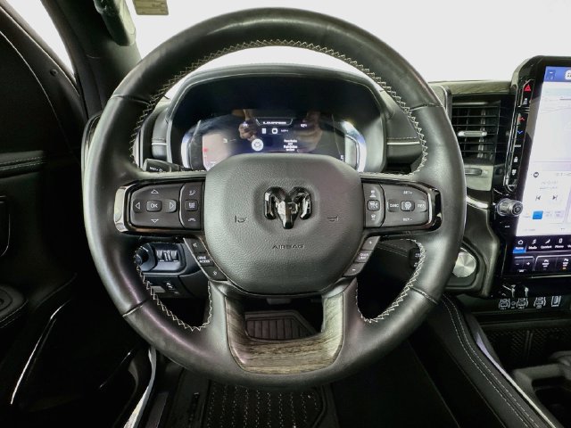 Used 2025 RAM 1500 Limited AWD/4WD image 15