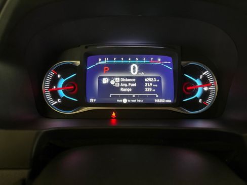 Used 2020 Honda Pilot Touring image 18