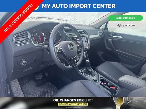 Used 2021 Volkswagen Tiguan SE image 8
