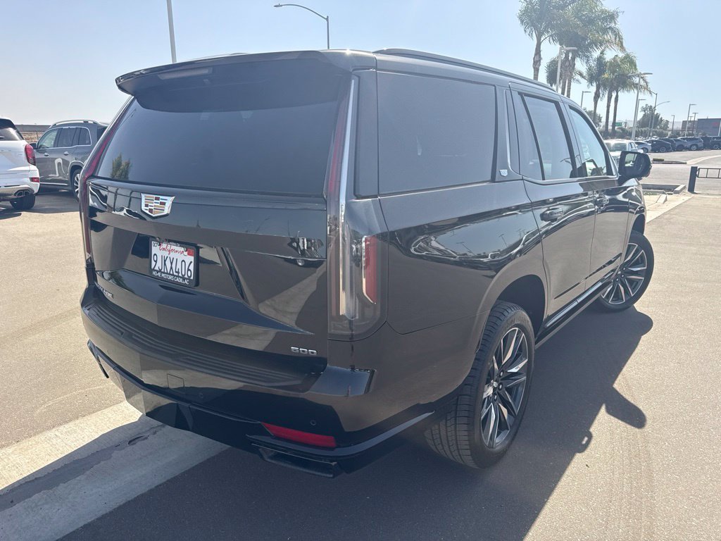 Used 2023 Cadillac Escalade Sport Platinum w/ Heavy-Duty Trailer Package AWD/4WD image 23