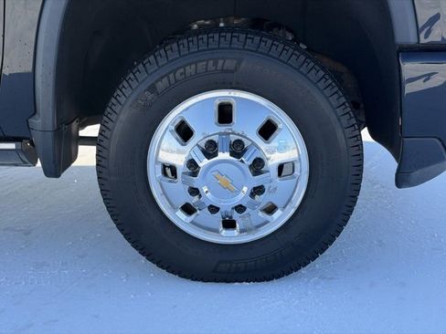 Used 2024 Chevrolet Silverado 3500 High Country image 15