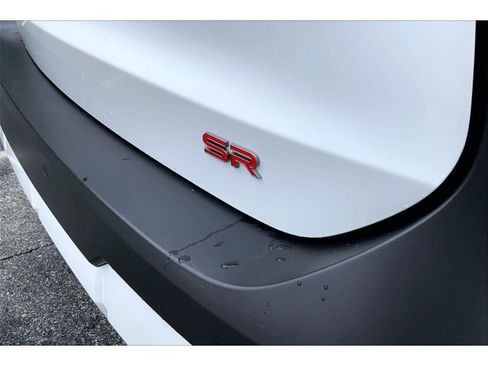 Used 2025 Nissan Kicks SR FWD image 8