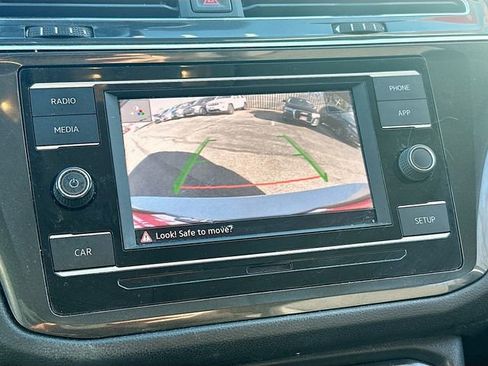 Used 2018 Volkswagen Tiguan S w/ 3rd Row Seat Package AWD/4WD image 14