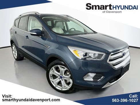 Used 2019 Ford Escape Titanium AWD/4WD image 1