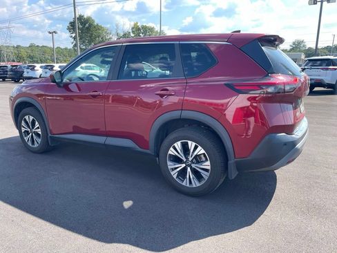 Used 2023 Nissan Rogue SV FWD image 4