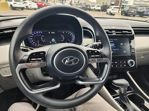 Used 2022 Hyundai Tucson SEL w/ Cargo Package image 17