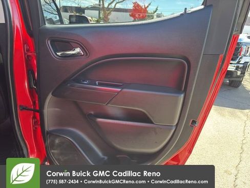 Used 2019 Chevrolet Colorado ZR2 image 31