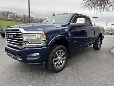 Used 2024 RAM 3500 Limited image 8