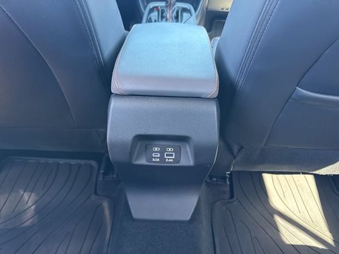 Used 2024 Subaru Crosstrek 2.5i Limited w/ Crosstrek Mirror Package AWD/4WD image 24