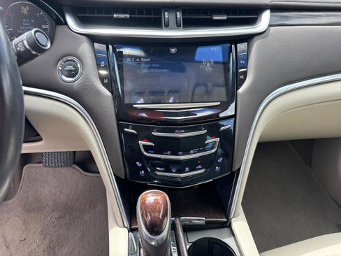 Used 2014 Cadillac XTS Premium w/ Driver Assist Package image 32