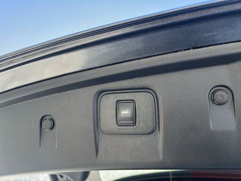 Used 2019 Nissan Murano SL image 32