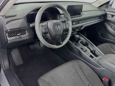Certified 2023 Honda Accord EX image 9