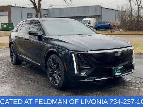 Used 2024 Cadillac Lyriq Sport image 2