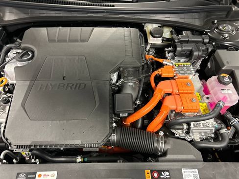 New 2026 Hyundai Elantra Sport FWD image 24