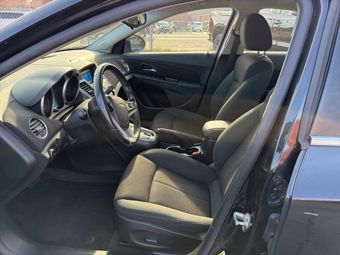 Used 2011 Chevrolet Cruze Eco image 12