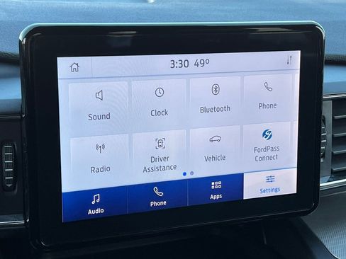 Used 2020 Ford Explorer XLT w/ Equipment Group 202A image 24