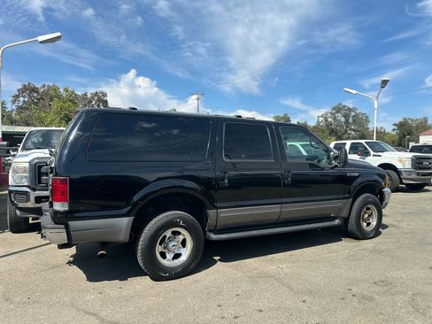 Used 2001 Ford Excursion XLT image 7