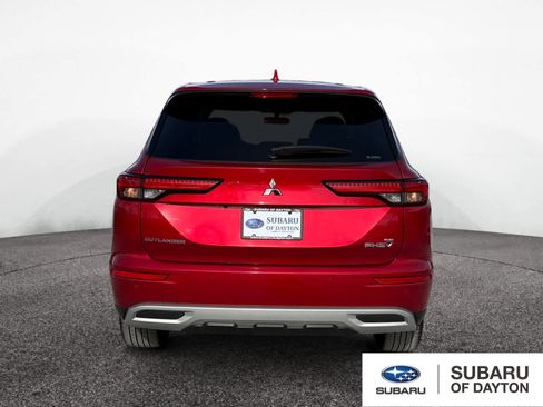 Used 2023 Mitsubishi Outlander SE image 4