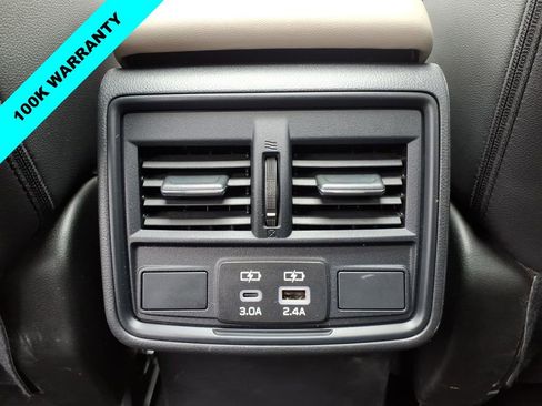 Certified 2025 Subaru Forester Premium AWD/4WD image 31