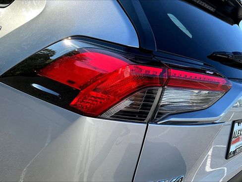 Used 2024 Toyota RAV4 LE image 27