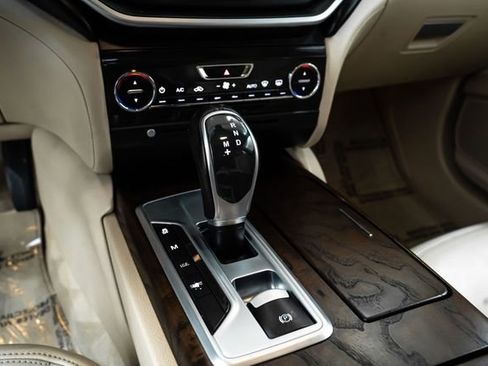 Used 2015 Maserati Ghibli S Q4 image 28