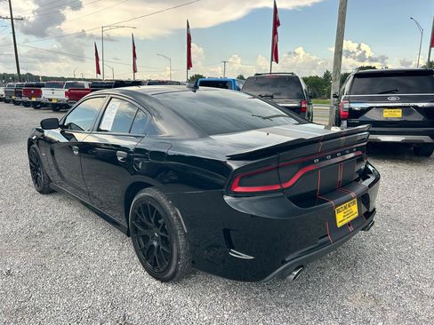 Used 2019 Dodge Charger R/T RWD image 18