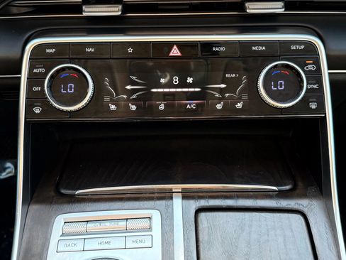 Used 2021 Genesis GV80 3.5T w/ Advanced Package 06 image 18