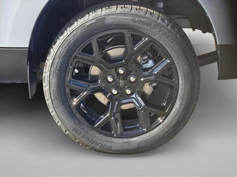 New 2025 Ford Maverick XLT w/ Black Appearance Package image 9