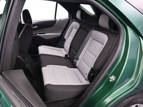 Used 2018 Chevrolet Equinox LS image 25