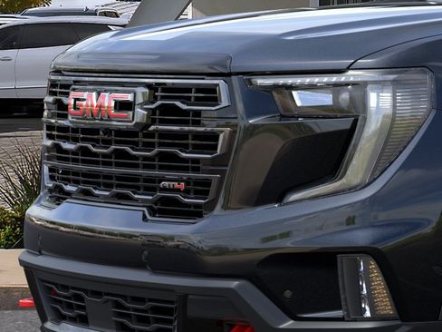 New 2026 GMC Acadia AT4 w/ Luxury Package AWD/4WD image 13