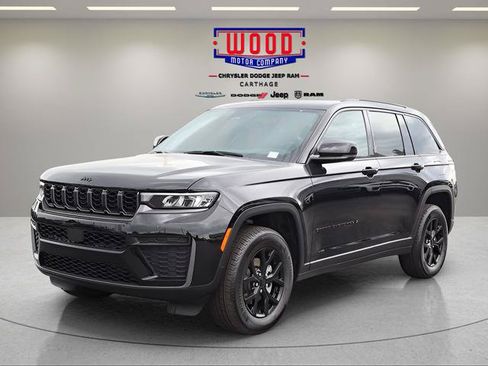 New 2026 Jeep Grand Cherokee Altitude AWD/4WD image 7