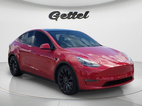 Used 2023 Tesla Model Y Performance AWD/4WD image 3