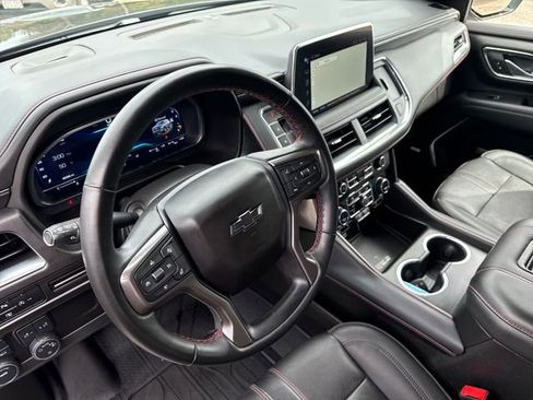 Used 2023 Chevrolet Tahoe RST w/ RST Performance Edition AWD/4WD image 13